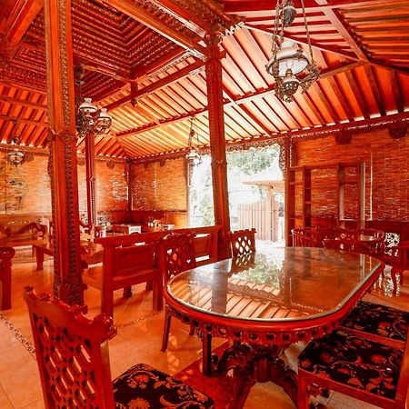 Oyo 2327 Pagsis Village Klaten Exterior foto