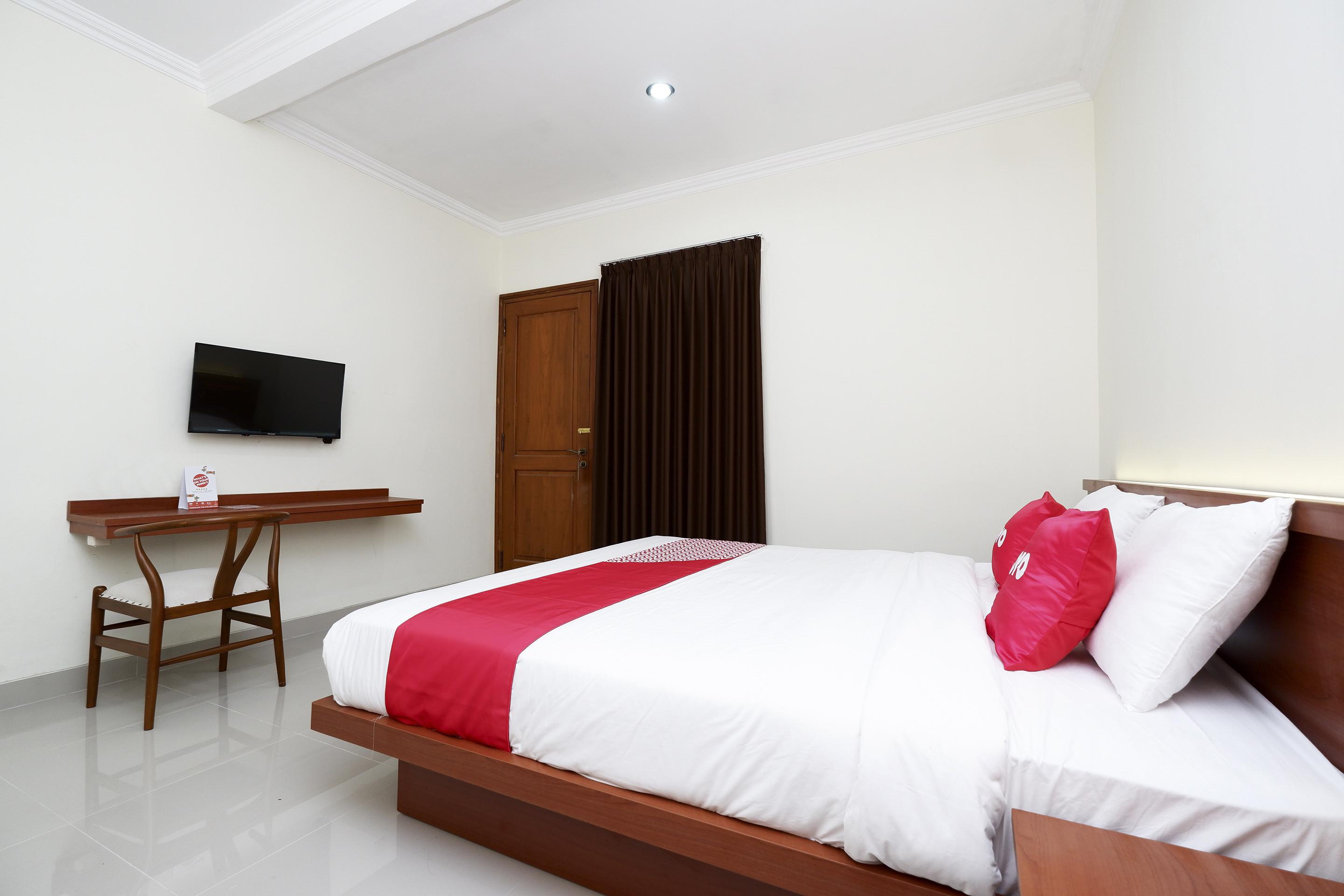 Oyo 2327 Pagsis Village Klaten Exterior foto